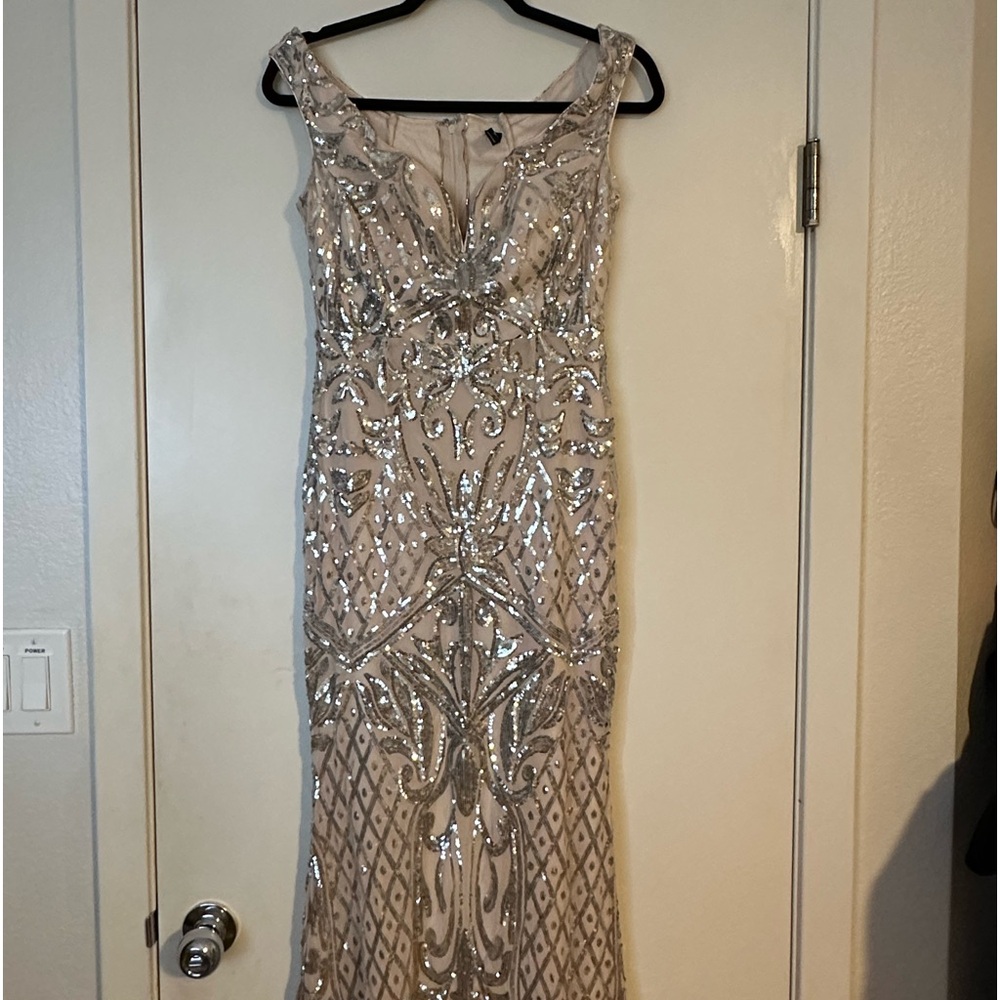 Long v neck dress